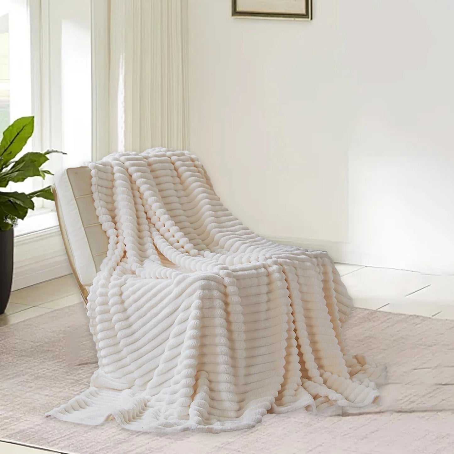 Fleece Throw Blanket, Extra Soft Lightweight Blanket with Strip, Plush Fuzzy Cozy Blankets and Throws for Couch, Bed, Sofa Cozy, Warm and Breathable